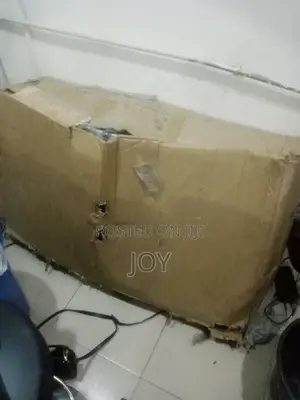 Massage/Lash Bed