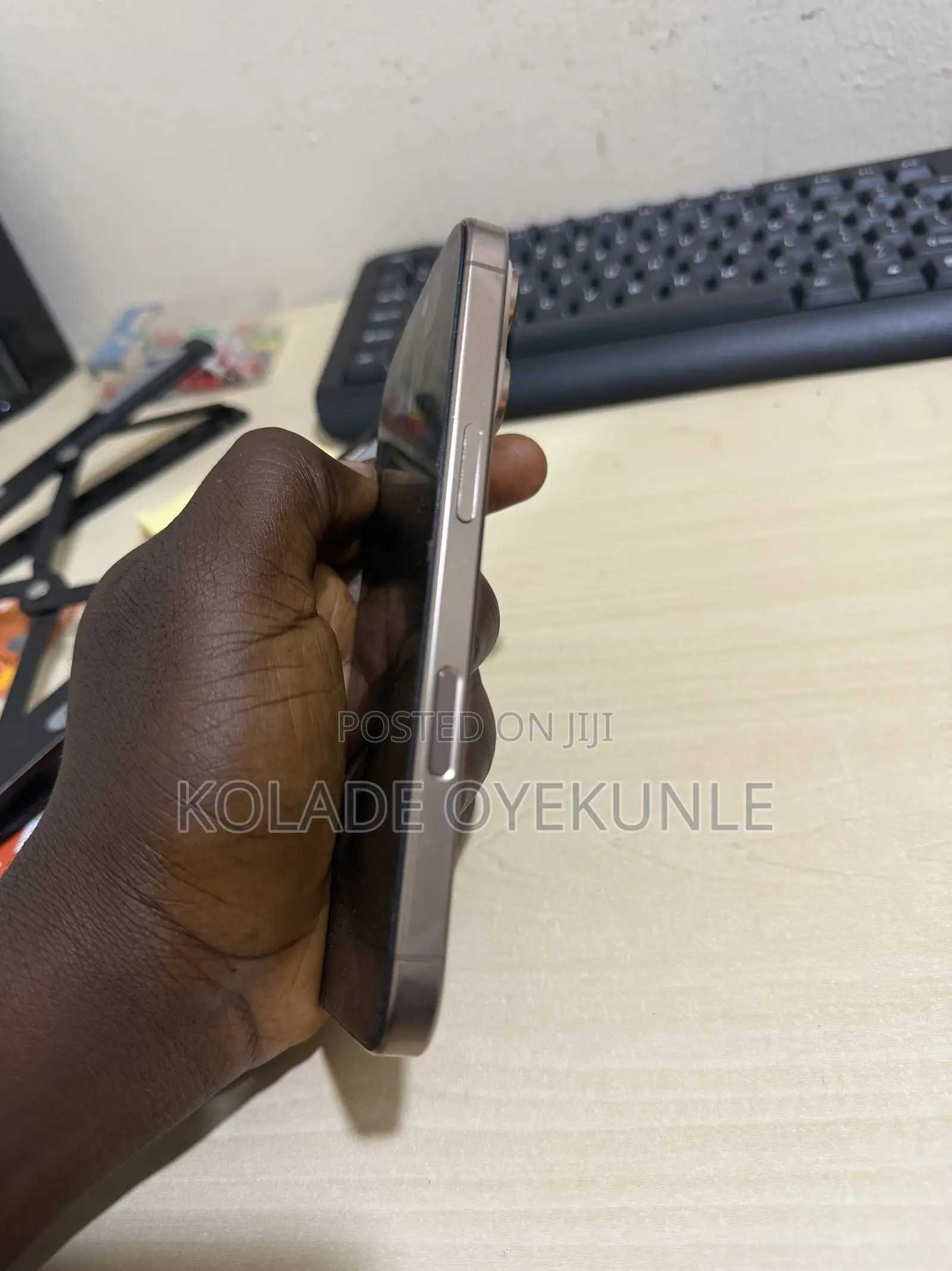 Apple iPhone 16 Pro 512 GB Gold