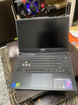 Laptop MSI Cyborg 15 16GB Intel Core i7 SSD 1T