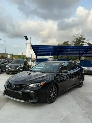 Toyota Camry SE 2022 Black