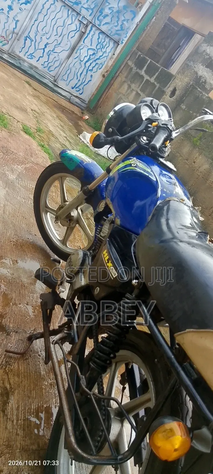 TVS HLX 125 2023 Blue