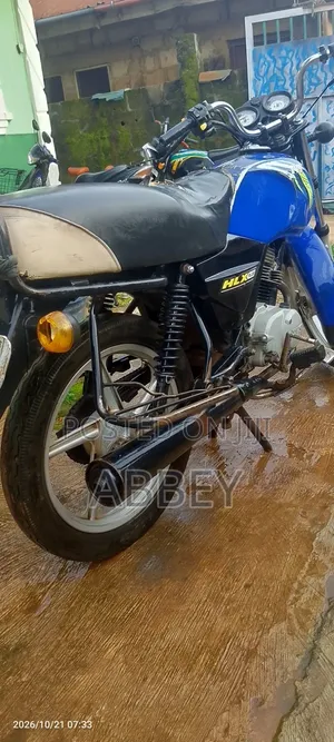 TVS HLX 125 2023 Blue
