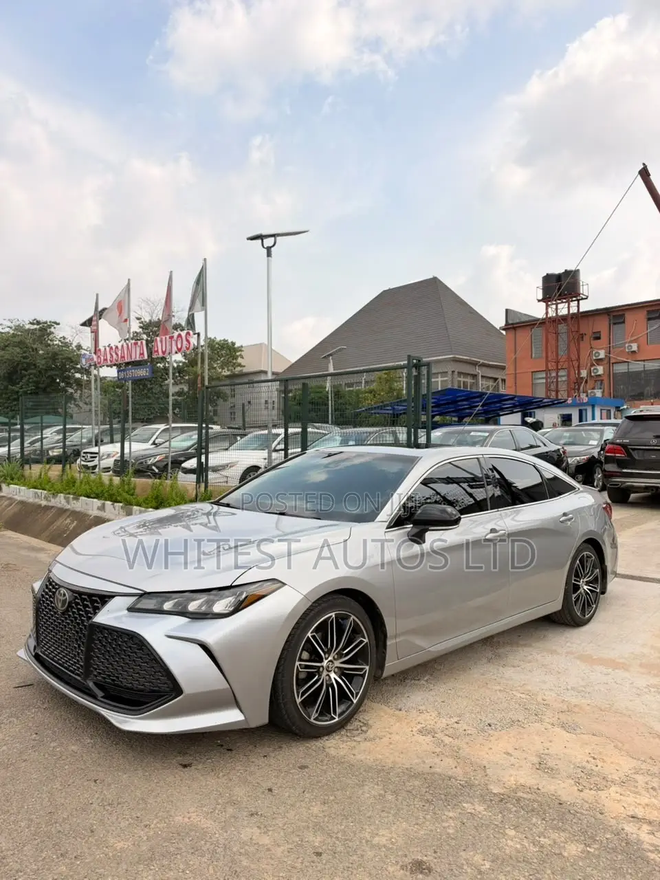 Toyota Avalon XSE 2020 Silver