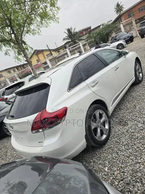 Toyota Venza XLE 4dr Wagon (3.5L 6cyl 6A) 2015 White