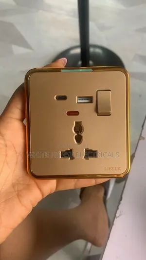 13amps Double Socket USB and Type C