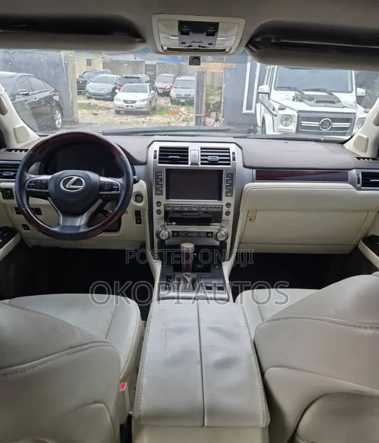 Lexus GX 2016 Black