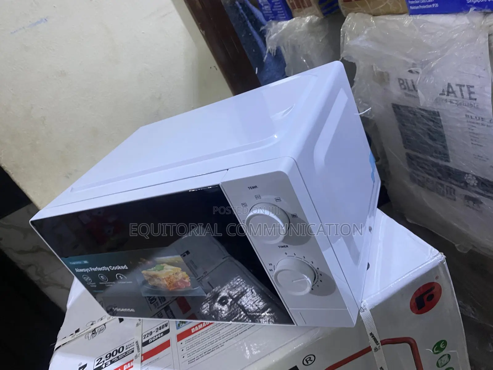 Hisense H20MOWS14 Compact 20L Manual Microwave Oven 7000W