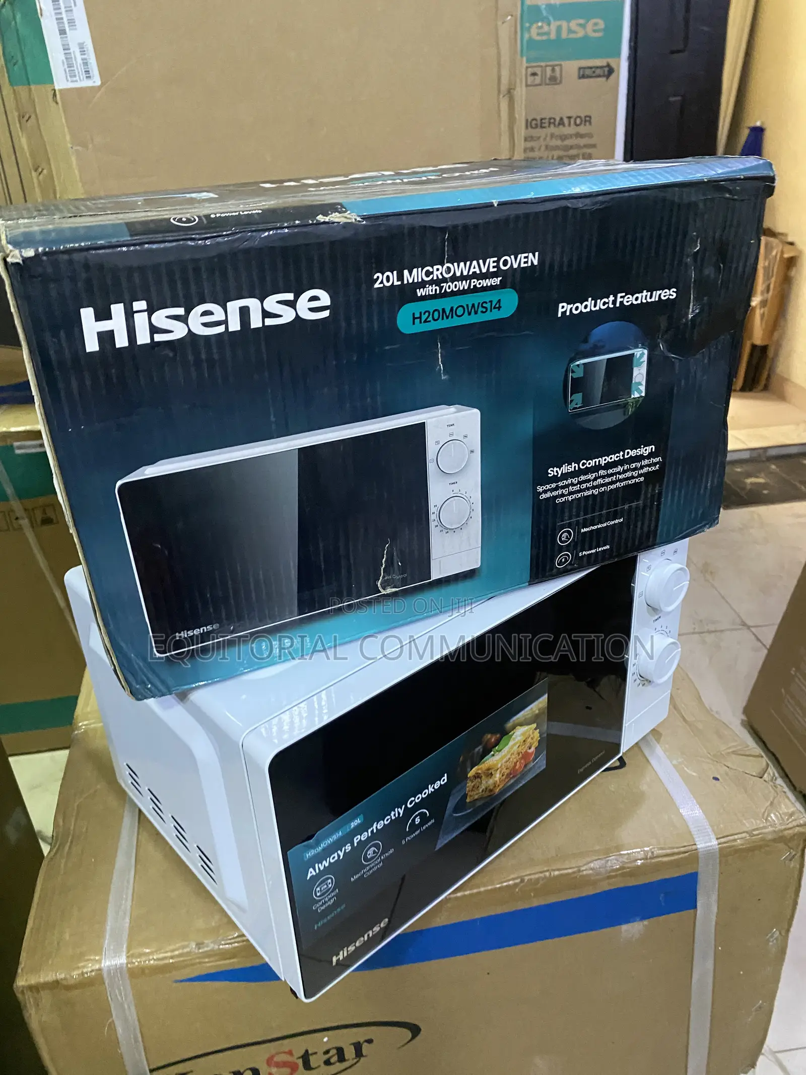 Hisense H20MOWS14 20L Space-Saving Microwave Oven 7000W Manual