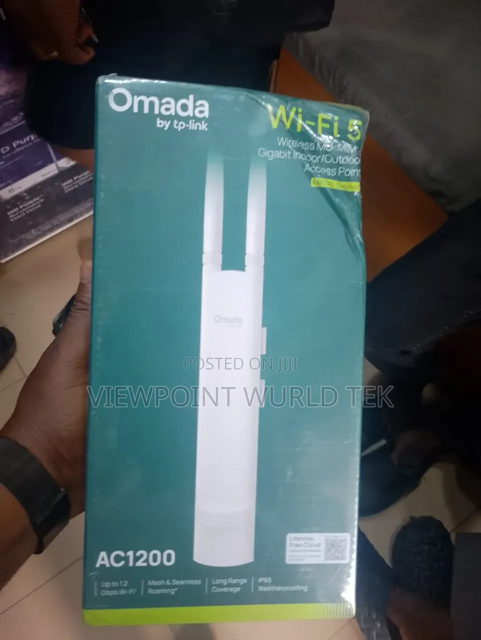 TP-Link Omada EAP225-Outdoor AC1200 Wireless Access Point Box