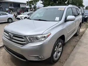Toyota Highlander Limited 2012 Silver