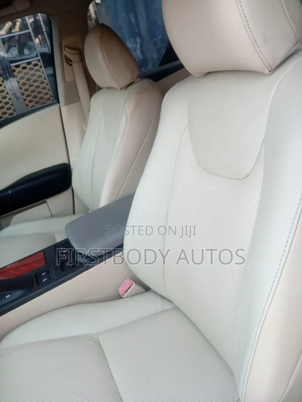 Lexus RX 2011 White