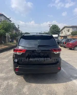 Toyota Highlander Limited 2019 Black