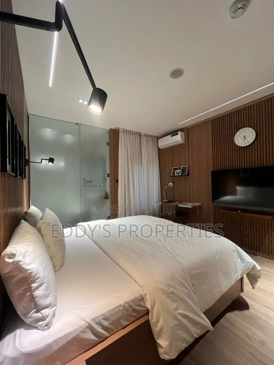 Luxury 5 Bedroom Apartment