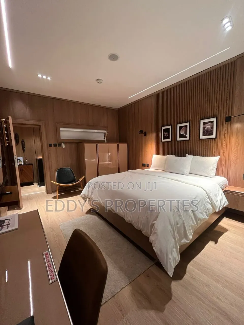 Luxury 5 Bedroom Apartment