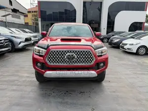 Toyota Tacoma 2022 Red