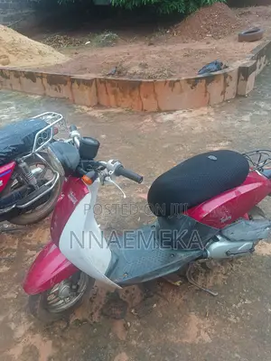 Honda Today 2021 Red