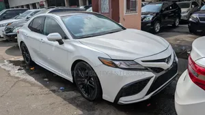 Toyota Camry XSE 2023 White