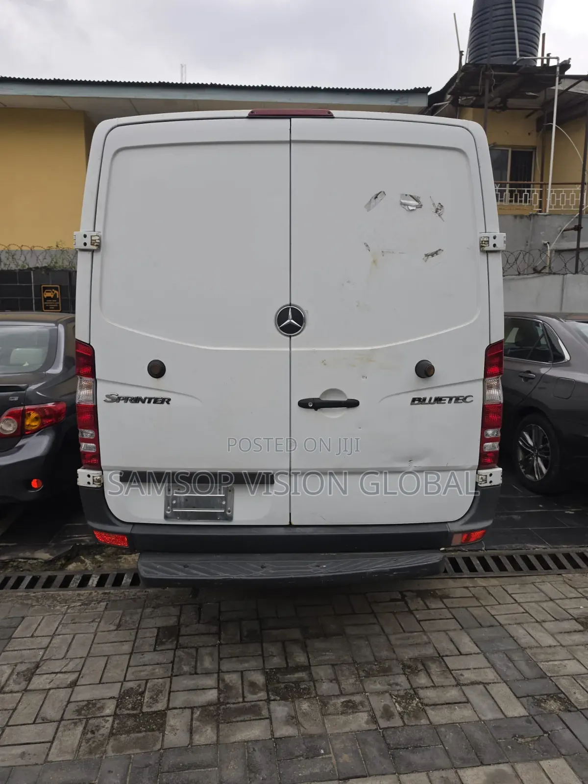 Mercedes-Benz Sprinter 2013 White