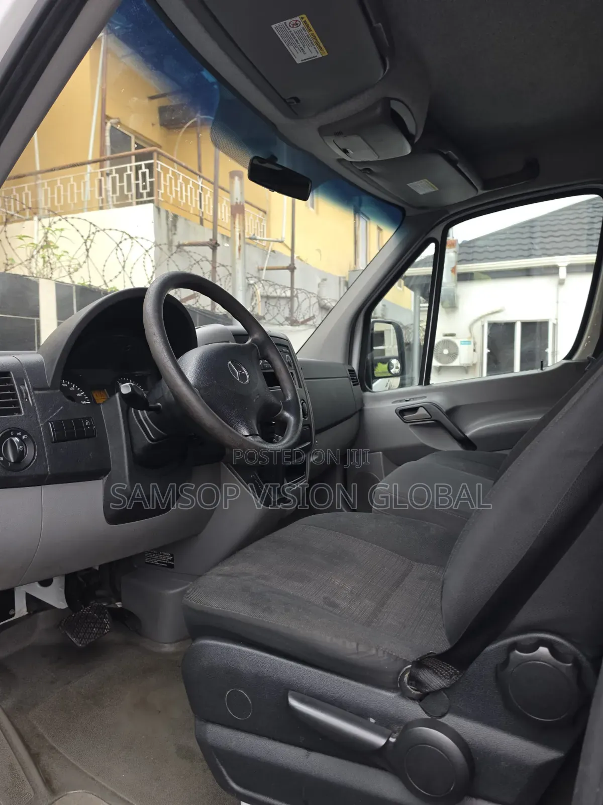 Mercedes-Benz Sprinter 2013 White