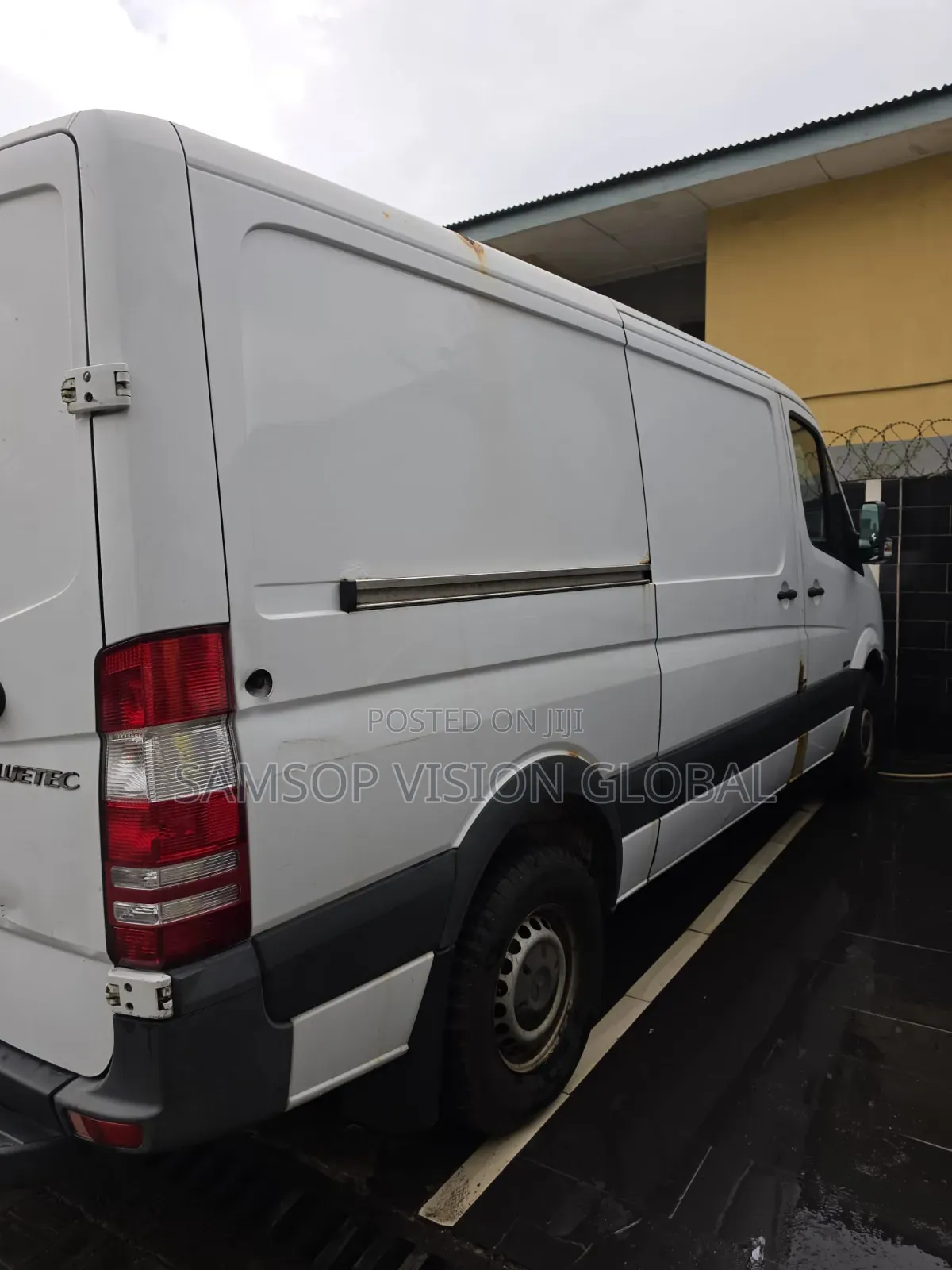 Mercedes-Benz Sprinter 2013 White