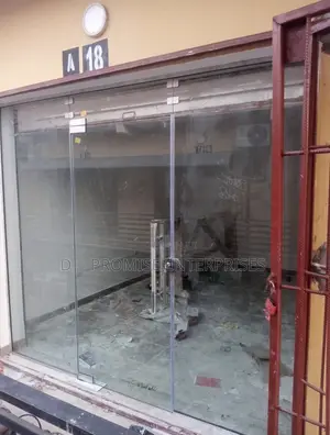 Frameless Glass Door Security