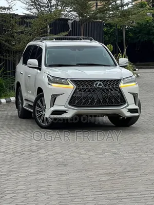 Lexus LX 570 (5 seats) AWD 2016 White