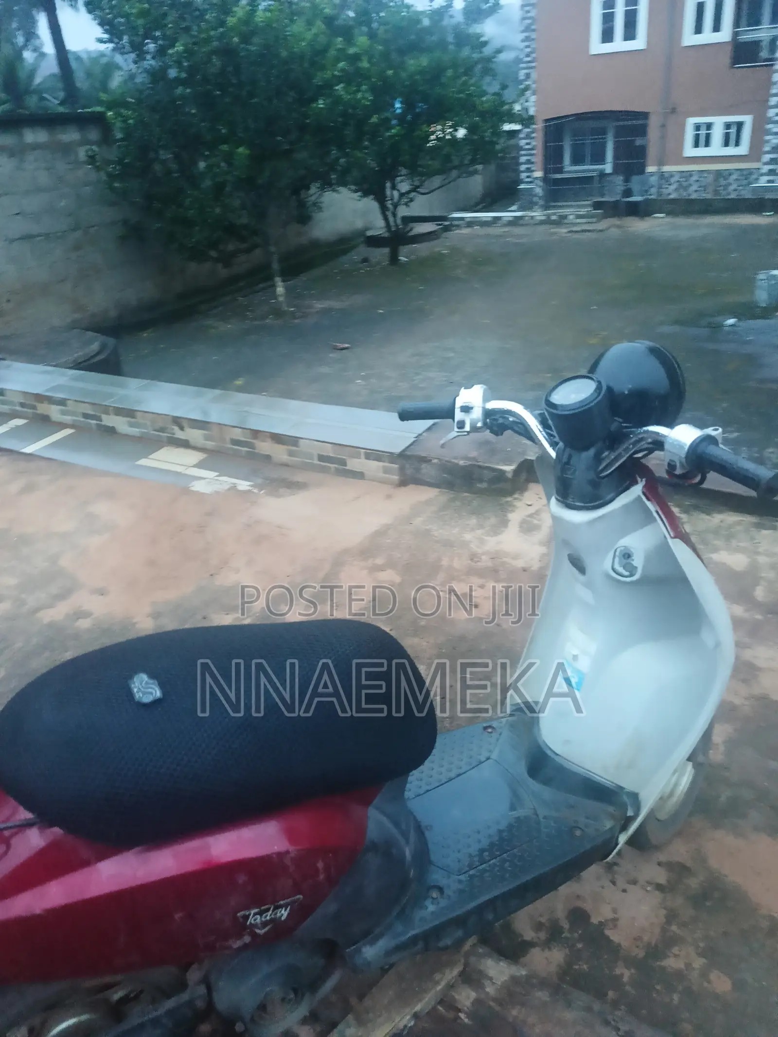 Honda Today 2021 Red