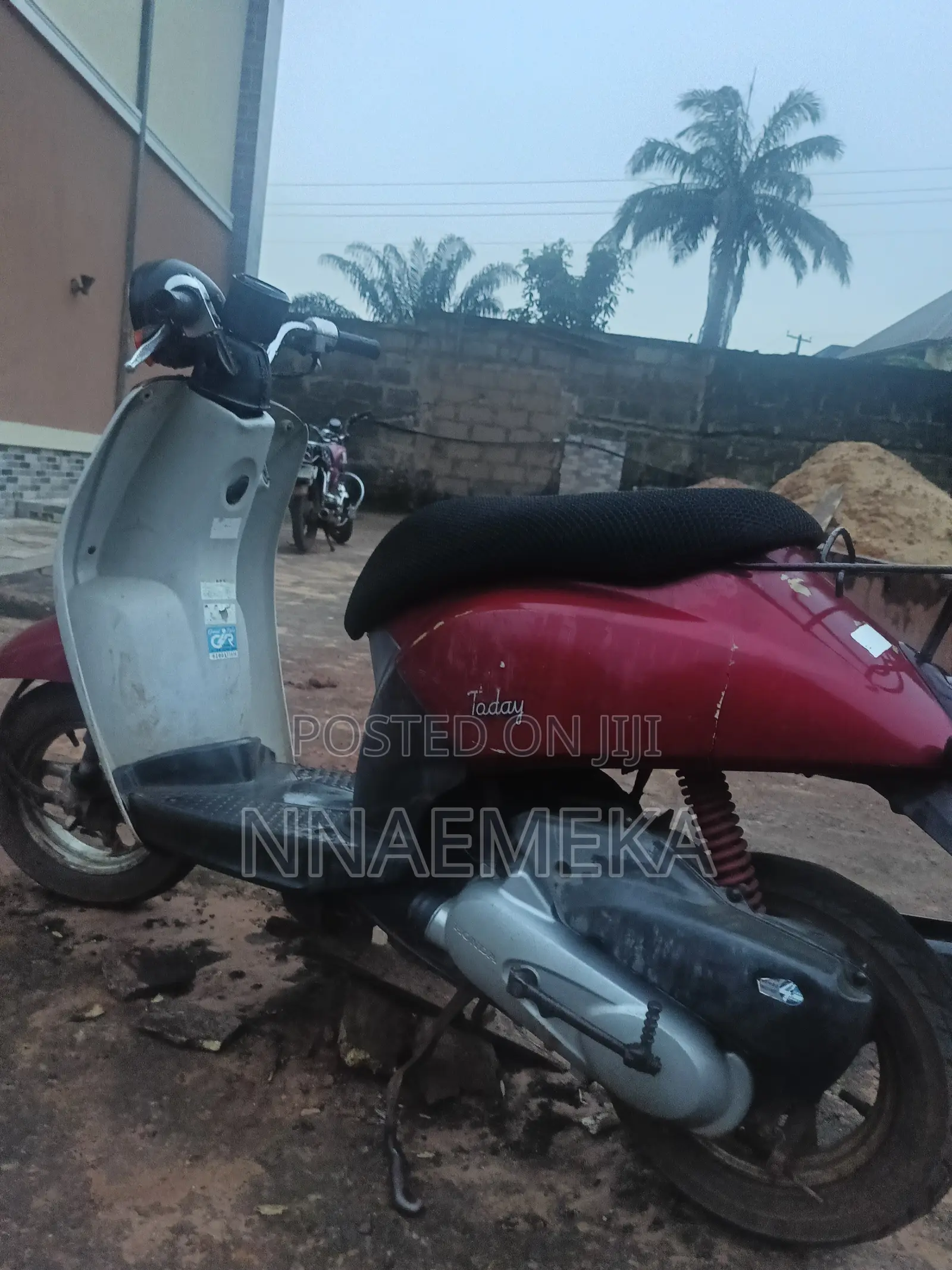 Honda Today 2021 Red