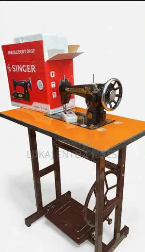 Singer Straight Sewing Machine