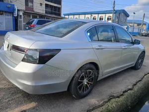 Honda Accord 2012 Silver