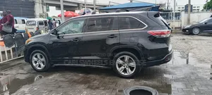 Toyota Highlander Limited 4dr SUV AWD (3.5L 6cyl 6A) 2015 Gray