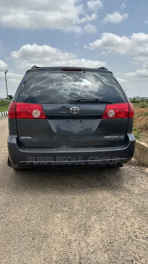 Toyota Sienna 2008 Gray