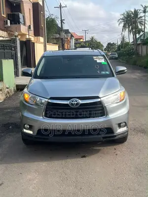 Toyota Highlander Limited Platinum V6 4x2 (3.5L 6cyl 6A) 2016 Silver