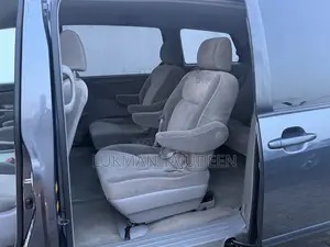 Toyota Sienna LE 2008 Gray