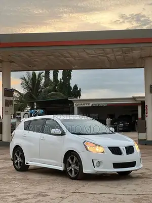 Pontiac Vibe 2009 White