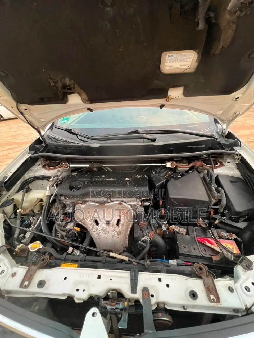 Pontiac Vibe 2009 White