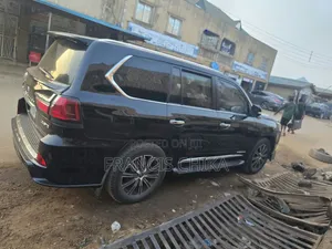 Lexus LX 570 AWD 2013 Black