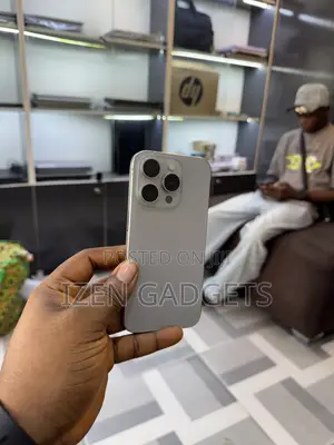 Apple iPhone 15 Pro 128 GB Gray