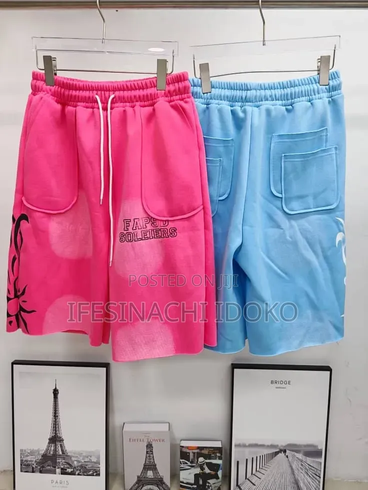 Short Necker