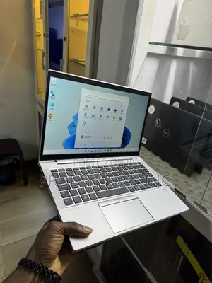 Laptop HP EliteBook 840 G8 8GB Intel Core i5 SSD 256GB