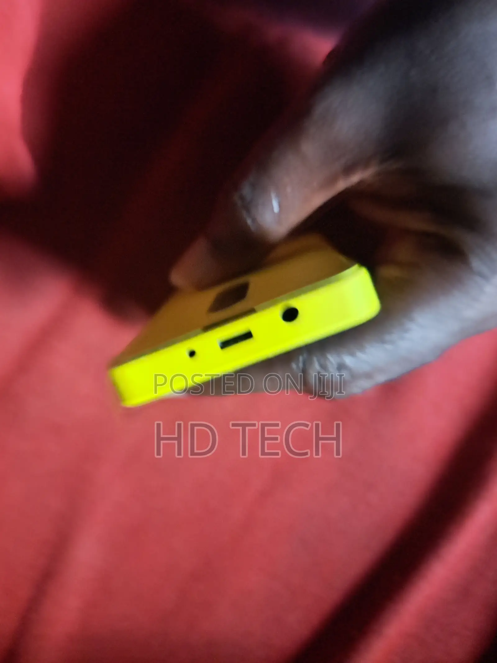 Nokia Asha 210 Yellow