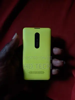 Nokia Asha 210 Yellow