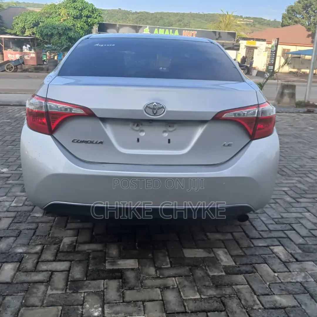 Toyota Corolla 2015 Gray
