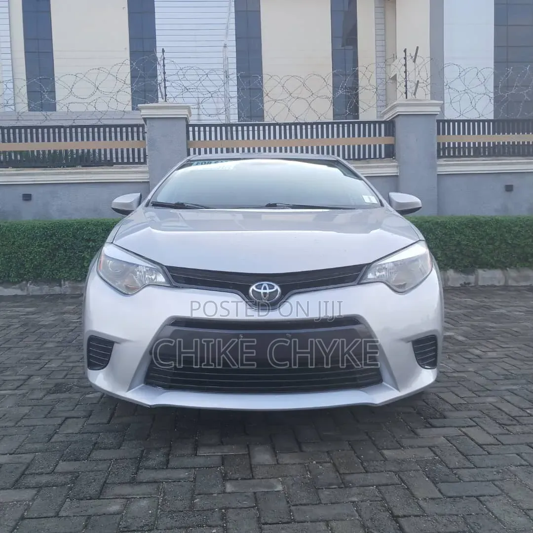 Toyota Corolla 2015 Gray