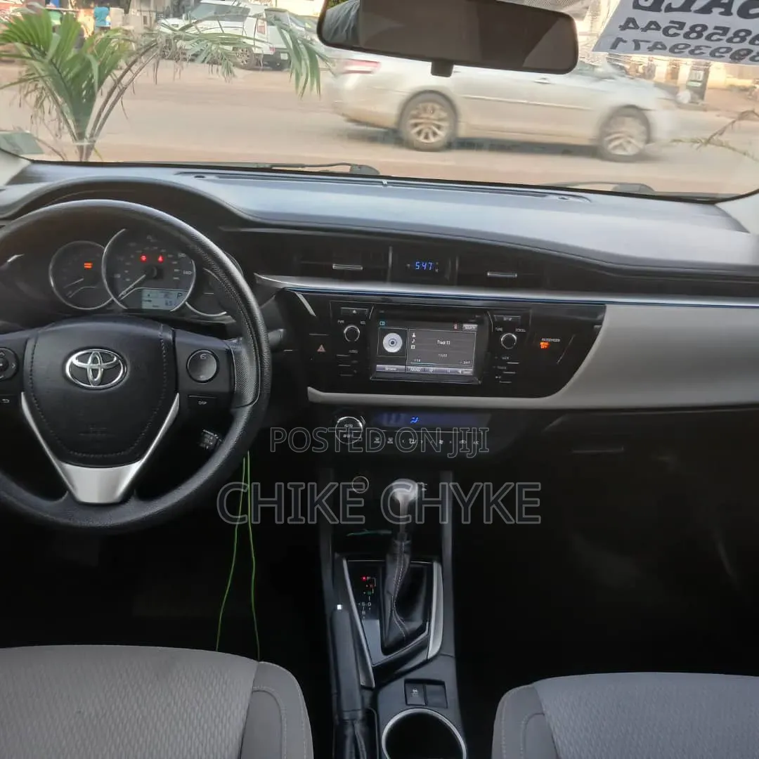 Toyota Corolla 2015 Gray