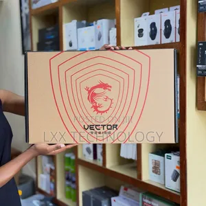 New Laptop MSI Vector 16 HX AI A2XWIG 32GB Intel Core Ultra 9 SSD 1T