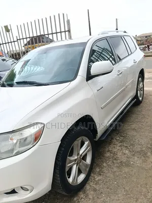 Toyota Highlander Limited 2010 White