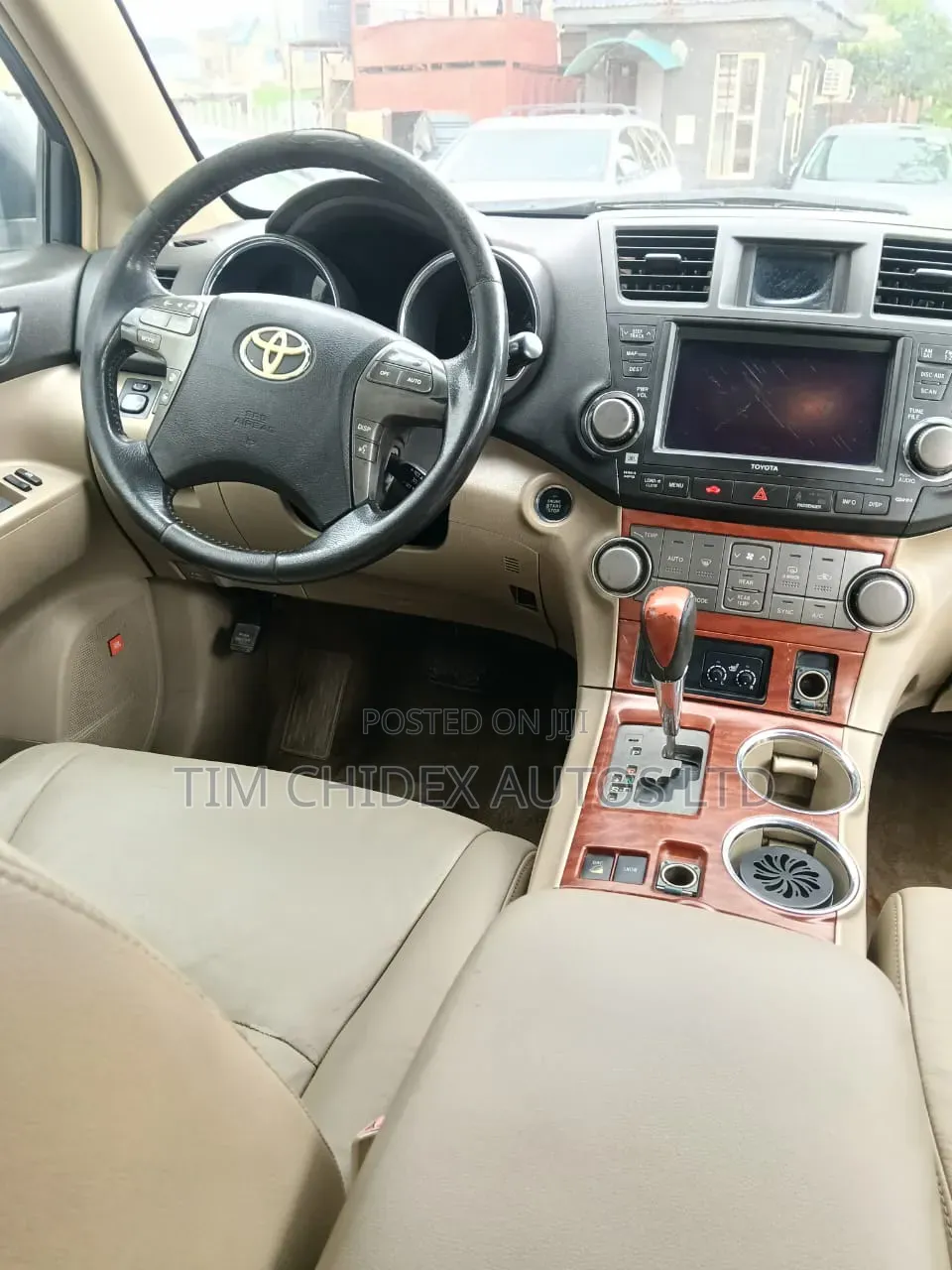 Toyota Highlander Limited 2010 White