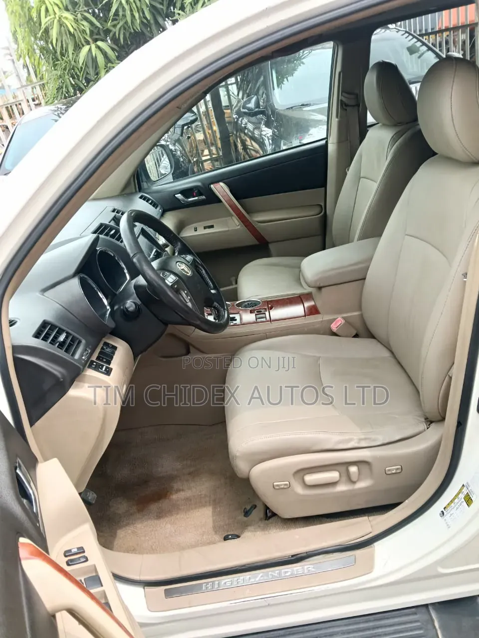 Toyota Highlander Limited 2010 White