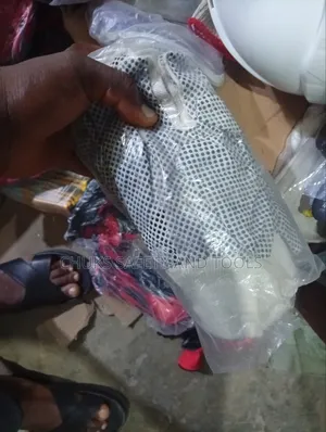 High Quality Spotted Glove